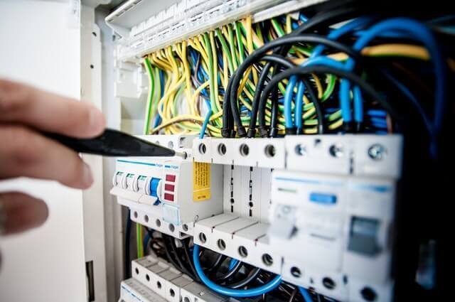 Antioxidant, UV, Pigment, Additives in Electrical & Electronics Plastics  info@additivesforpolymer.com